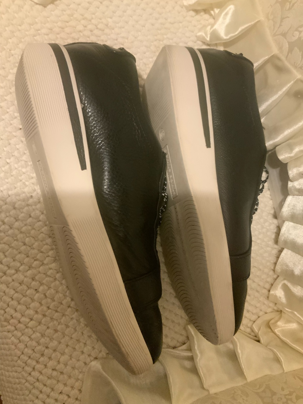KENNETH COLE - Picture 8 of 14